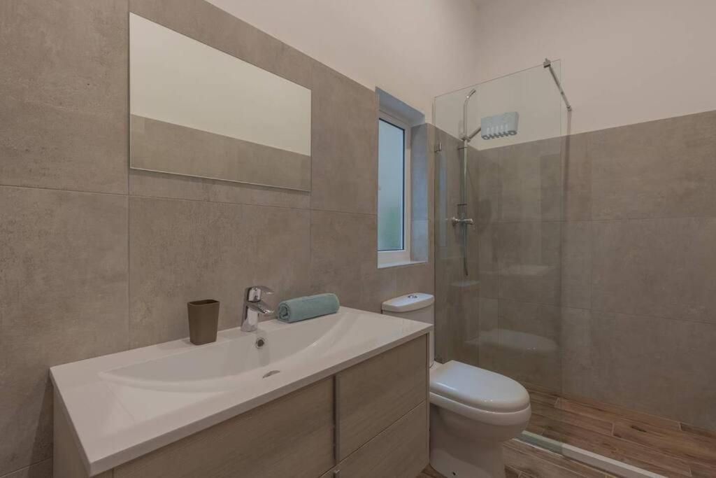 Ferienwohnung Sliema - 2 Mins From The Beach Exterior foto